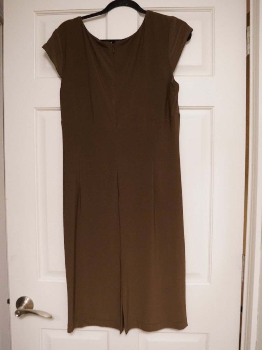 Jones Studio Brown Ruched Sheath Dress Size 14 Buckle Detail Career Cocktail - Picture 2 of 4